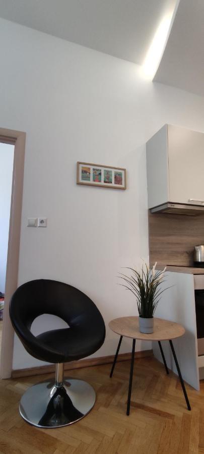 Apartment Milani With Private Garage Opatija Exterior foto