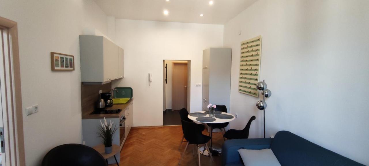 Apartment Milani With Private Garage Opatija Exterior foto